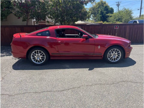 2013 Ford Mustang V6 Premium