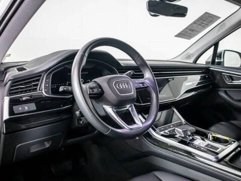 2023 Audi Q7 quattro Premium Plus 55 TFSI