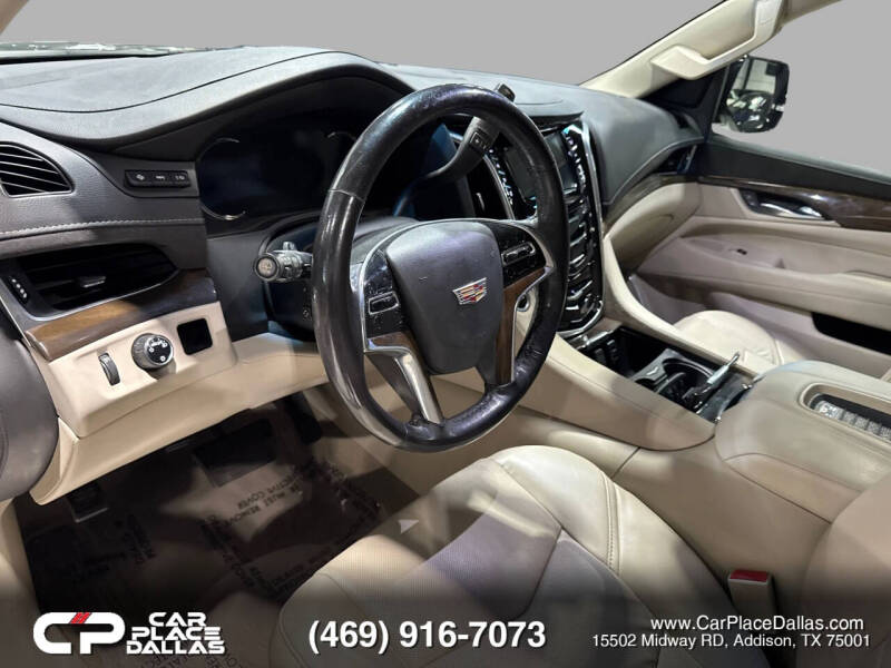 2019 Cadillac Escalade Luxury