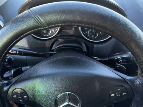 2009 Mercedes-Benz GL-Class GL 550 4MATIC