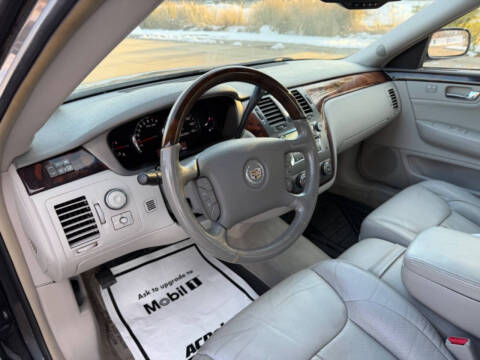 2009 Cadillac DTS Luxury 6-Passenger