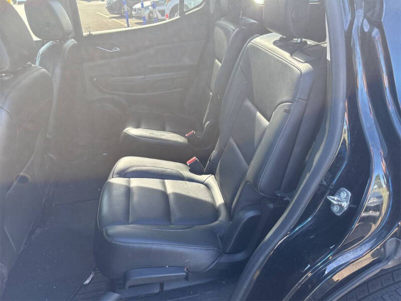 2019 GMC Acadia SLT-1