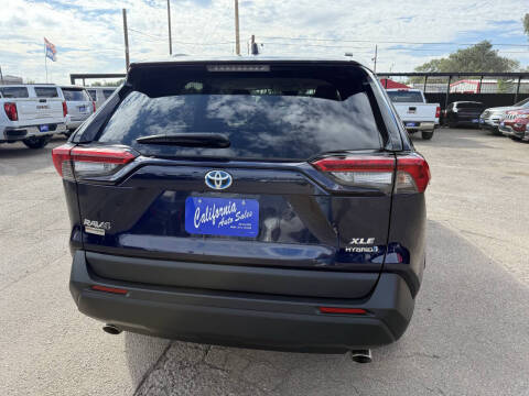 2022 Toyota RAV4 Hybrid XLE