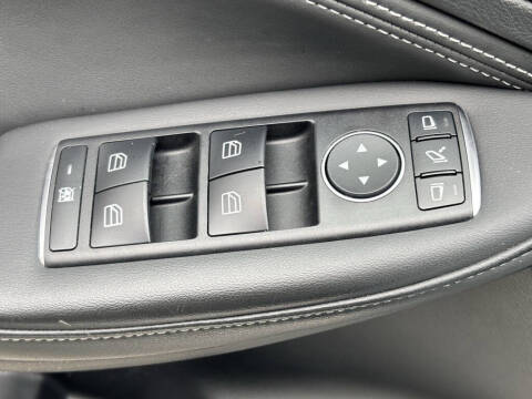 2018 Infiniti QX30 Premium