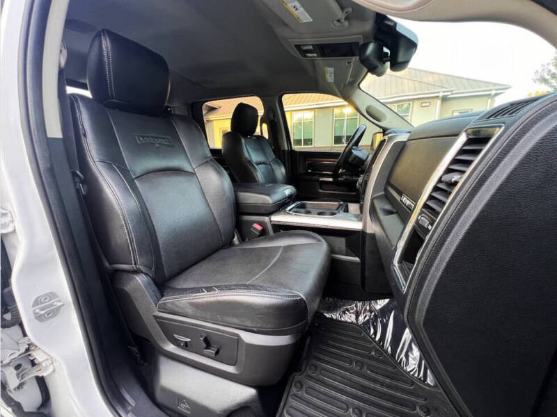 2016 RAM 1500 Laramie