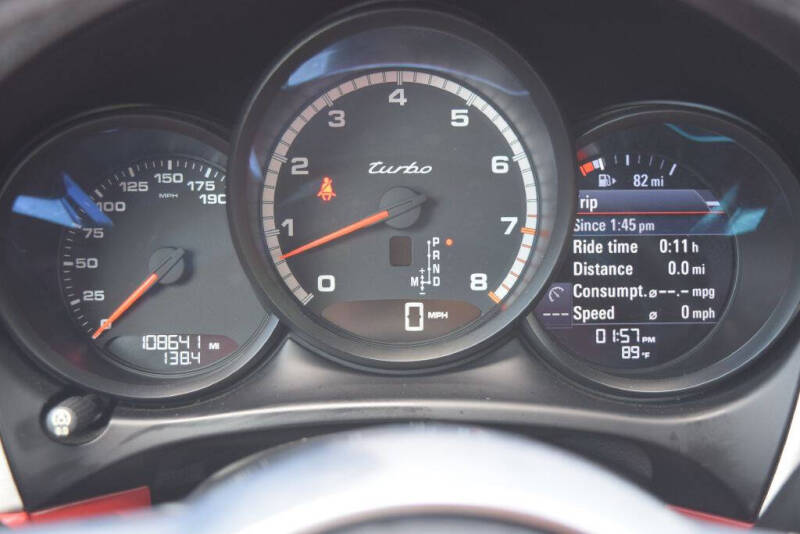 2015 Porsche Macan Turbo