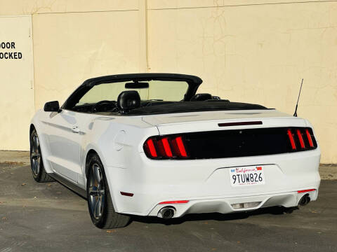 2015 Ford Mustang V6