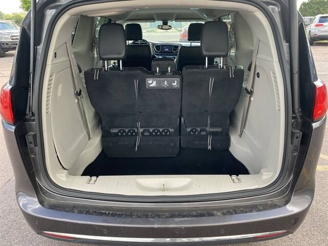 2019 Chrysler Pacifica Touring L