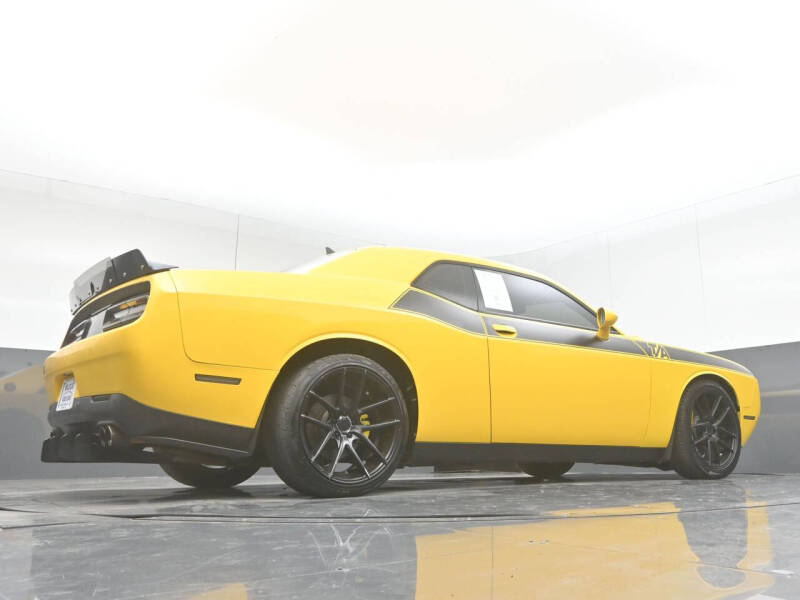 2017 Dodge Challenger R/T Plus