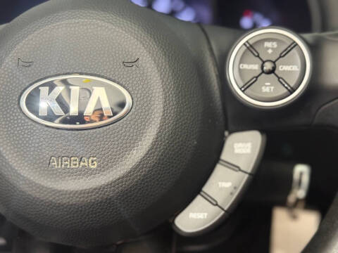 2017 Kia Soul +