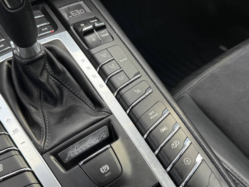 2017 Porsche Macan GTS