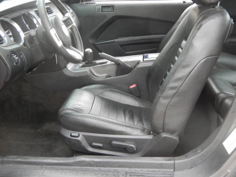 2014 Ford Mustang V6 Premium