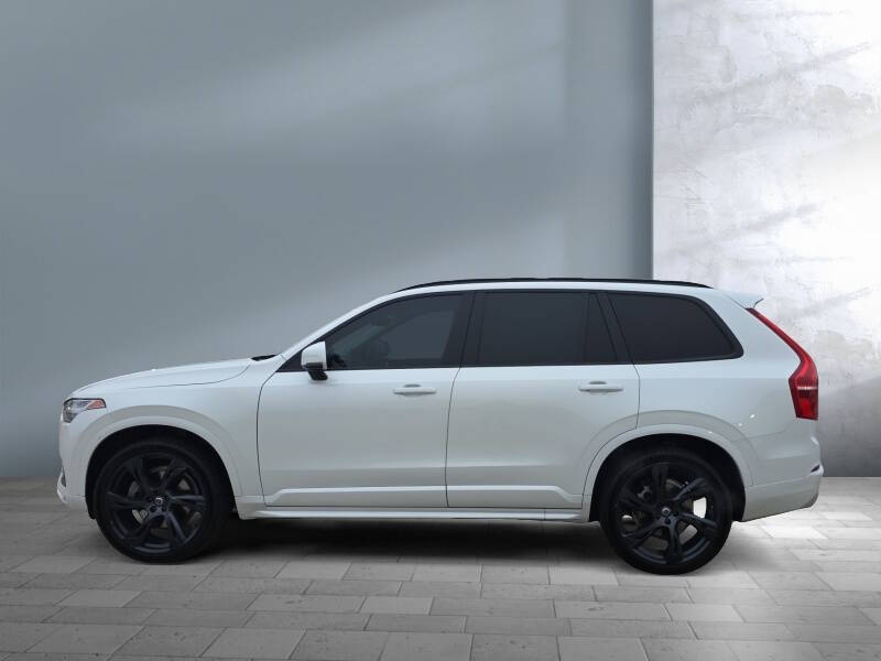 2020 Volvo XC90 T5 Momentum