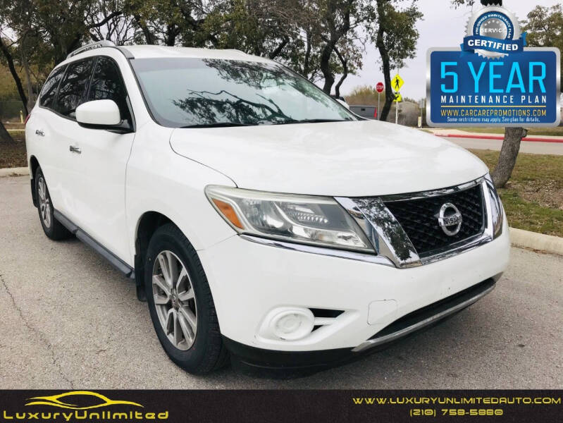 2015 Nissan Pathfinder for sale at LUXURY UNLIMITED AUTO SALES in San Antonio TX