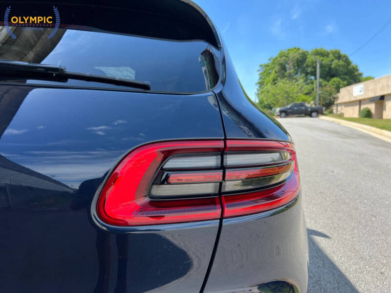 2017 Porsche Macan