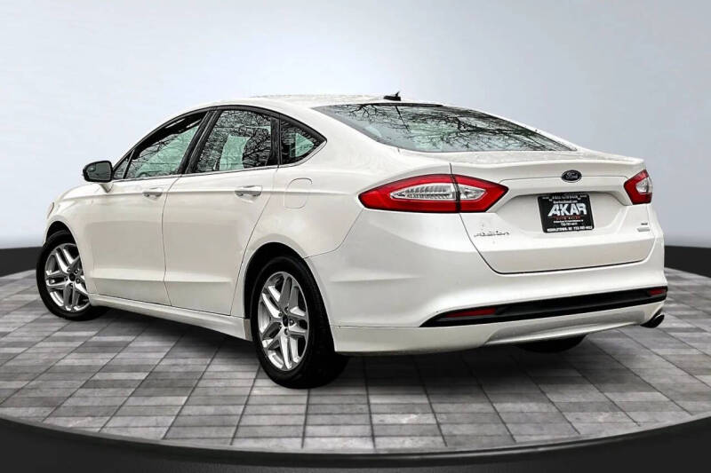 2015 Ford Fusion SE