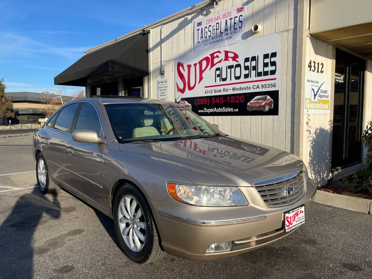 2007 Hyundai Azera for sale at Super Auto Sales Modesto in Modesto, CA