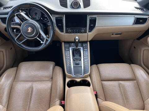 2017 Porsche Macan S