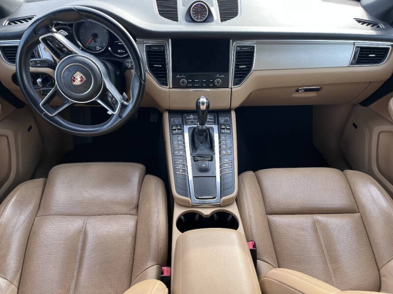 2017 Porsche Macan S