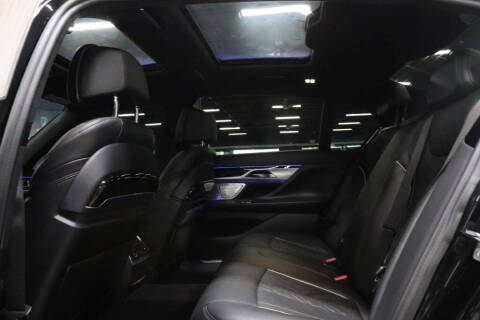 2022 BMW 7 Series ALPINA B7 xDrive