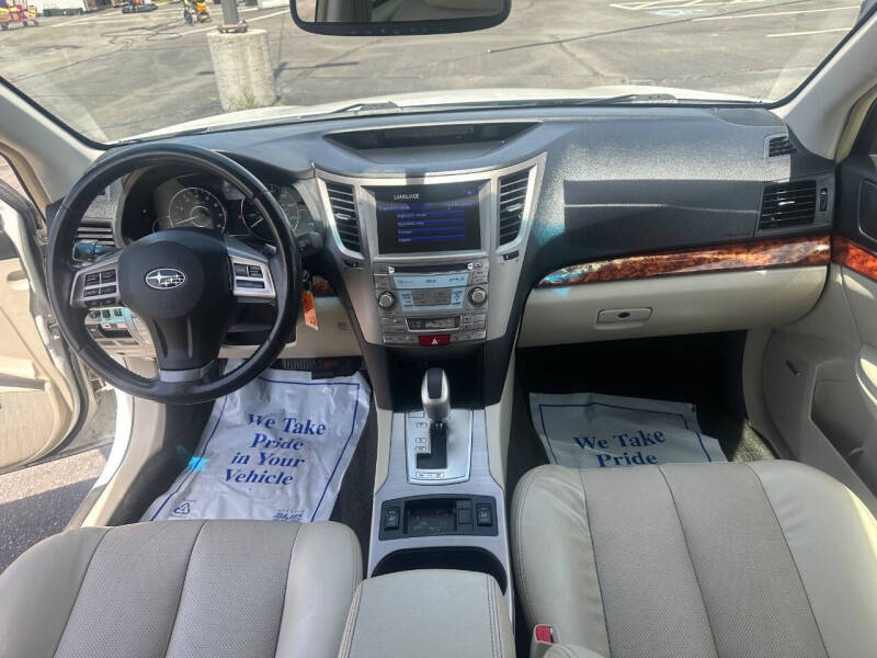 2012 Subaru Outback 2.5i Limited