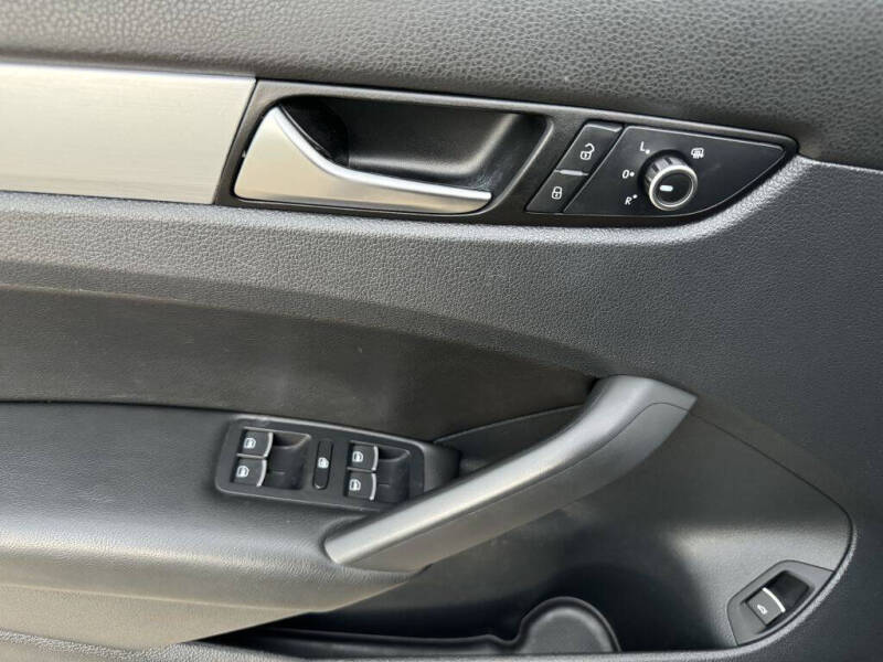2013 Volkswagen Passat