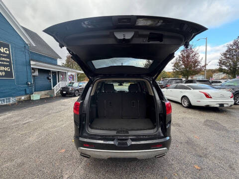 2017 GMC Acadia Denali