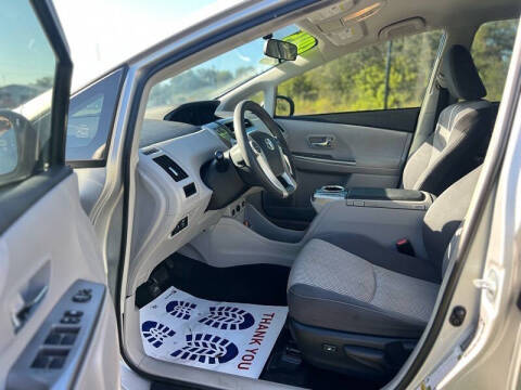 2015 Toyota Prius v Three