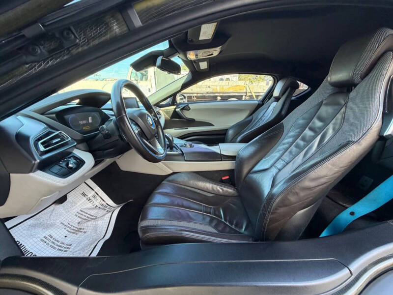 2015 BMW i8