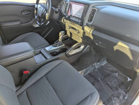 2024 Nissan Frontier SV