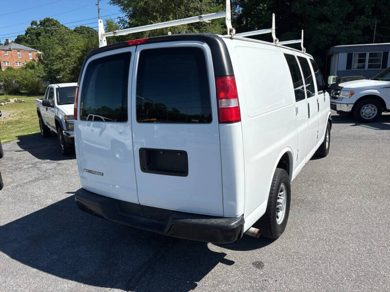 2017 Chevrolet Express 2500