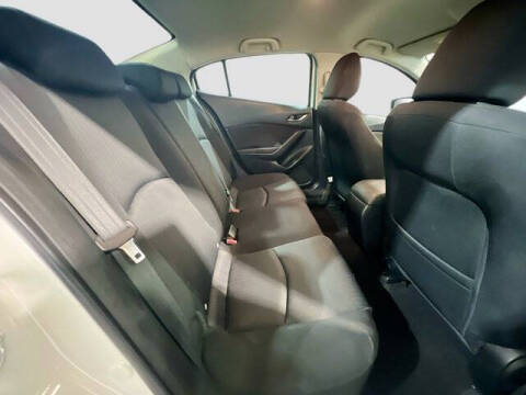 2016 Mazda MAZDA3 i Sport