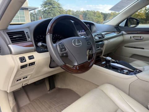 2014 Lexus LS 460