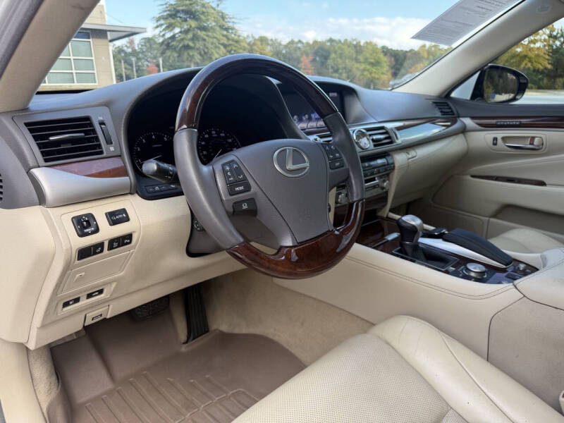 2014 Lexus LS 460