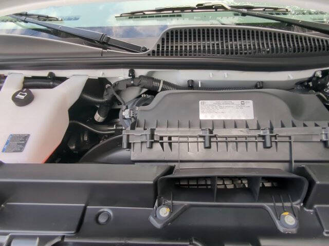 2025 Chevrolet Express 2500