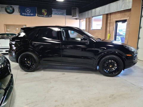 2023 Porsche Cayenne S