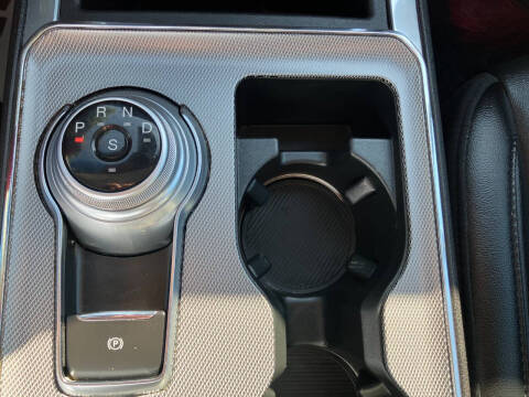 2021 Ford Edge Titanium