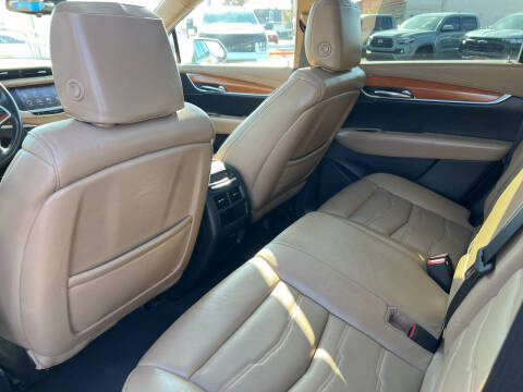 2017 Cadillac XT5 Platinum