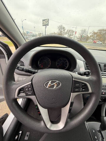 2017 Hyundai Accent Value Edition