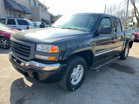 2004 GMC Sierra 1500 for sale at Car Planet Inc. in Milwaukee WI