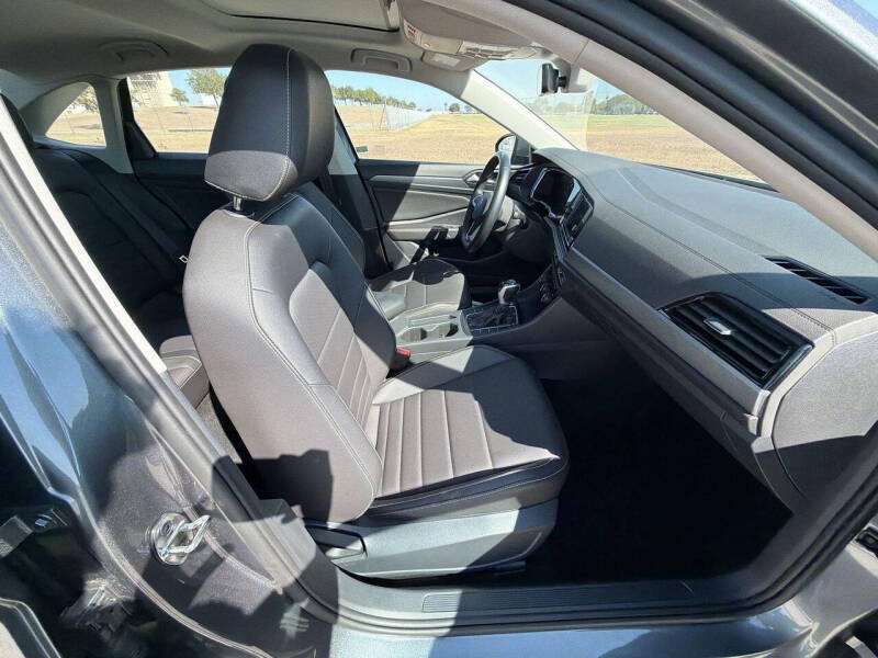 2024 Volkswagen Jetta SE