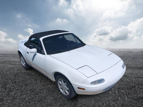 1990 Mazda MX-5 Miata for sale at CPM Motors Inc in Elgin IL