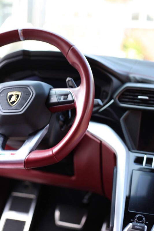 2019 Lamborghini Urus