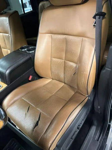 2011 Lincoln Navigator L