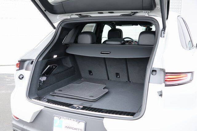 2025 Porsche Cayenne