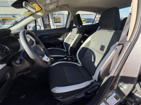 2021 Nissan Versa SV