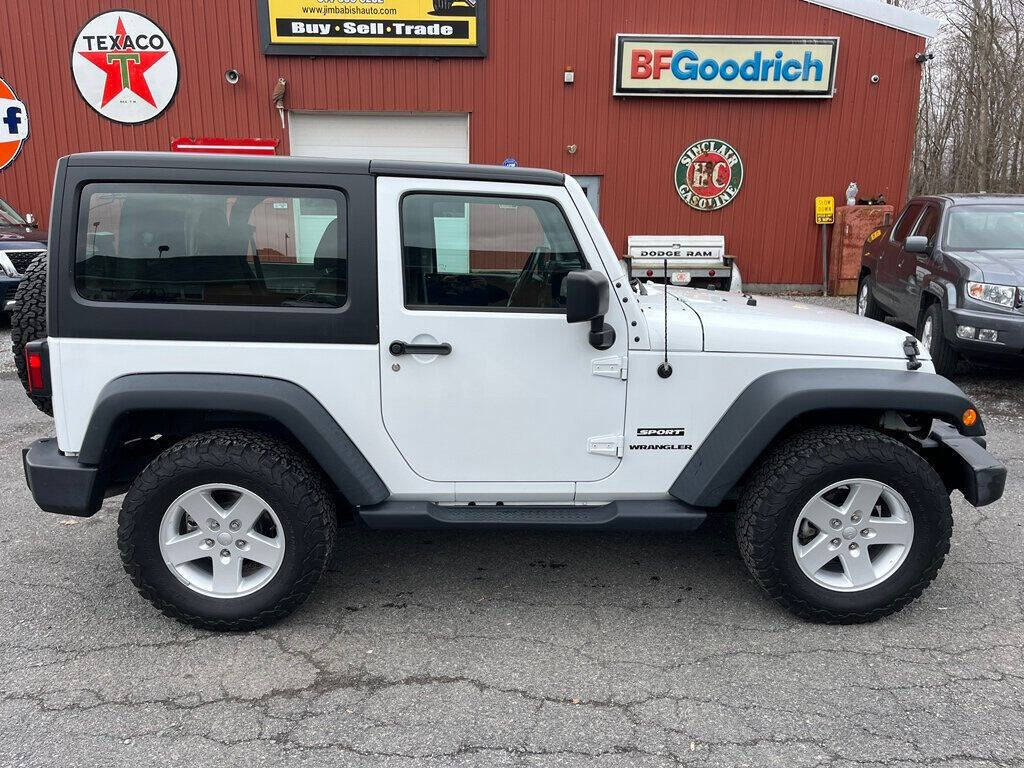 2017 Jeep Wrangler 3