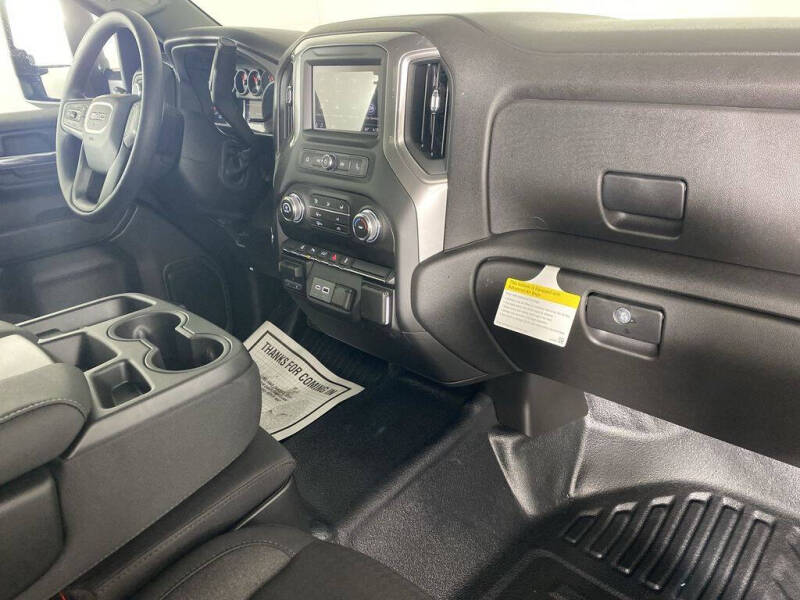 2026 GMC Sierra 2500HD Pro