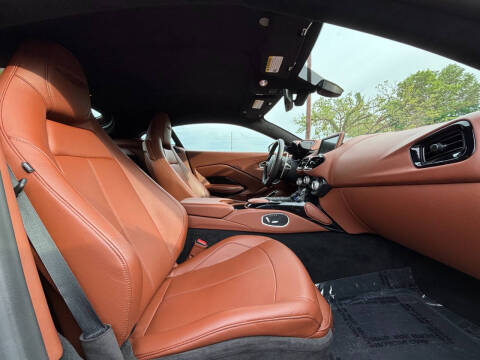 2020 Aston Martin Vantage
