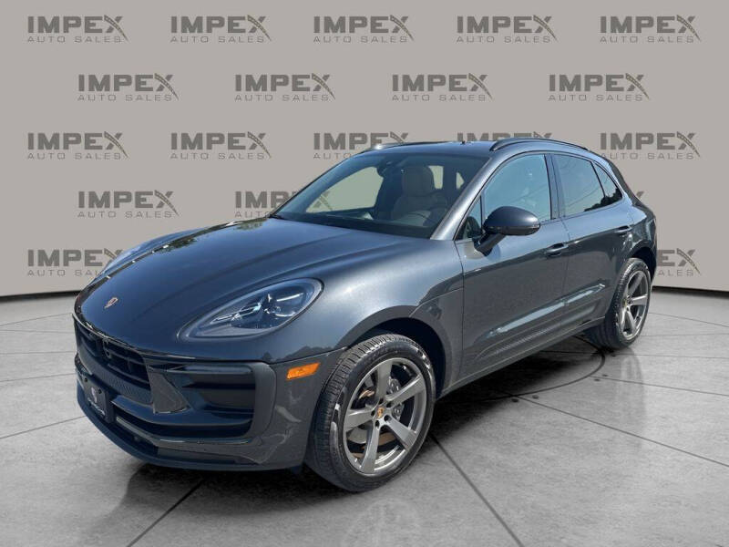 2023 Porsche Macan T